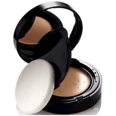 TEINT INNOCENCE Naturally Luminous Compact .